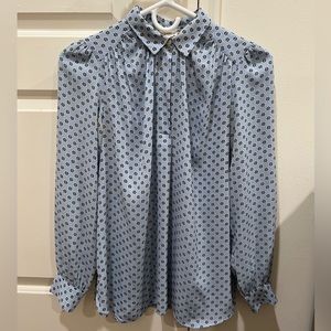 XS petite LOFT blue patterned blouse